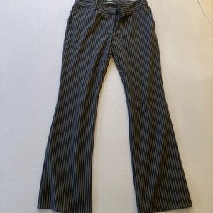 Body by Victoria Kate fit black pinstriped dress pants 4 short
